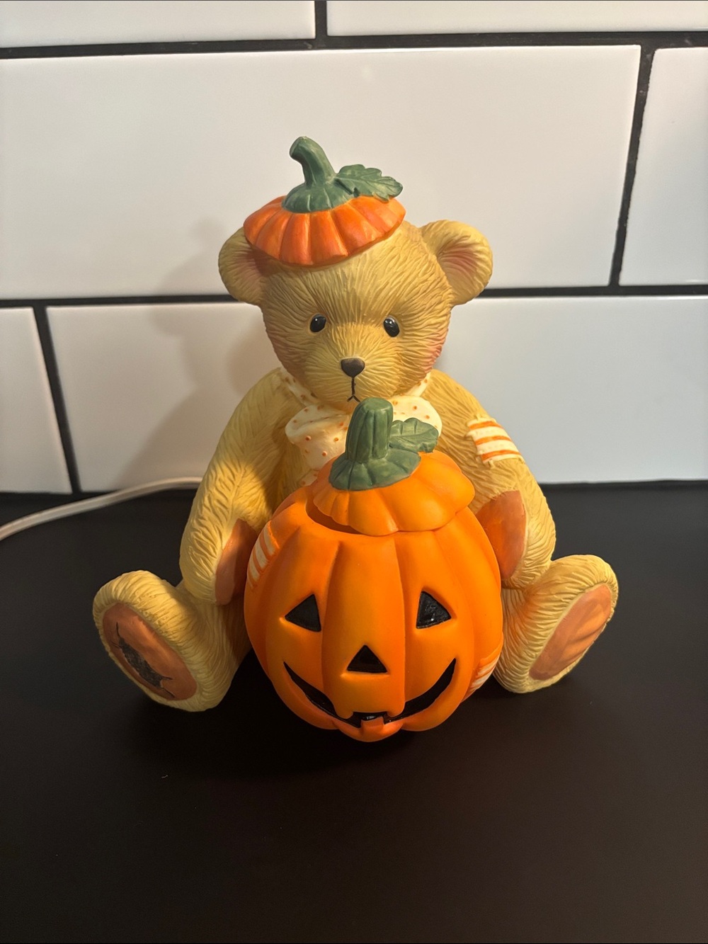 Vintage 90’s Enesco Cherished Teddies Halloween bear/Jack O Lantern Light